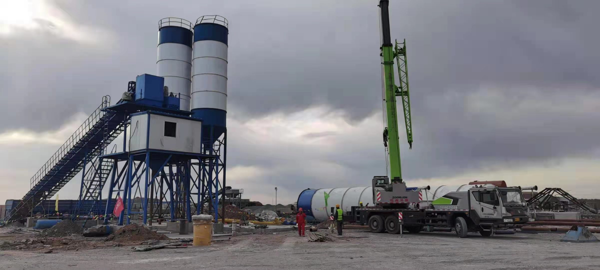 新疆烏魯木齊新湖公路升級(jí)改建項(xiàng)目開工